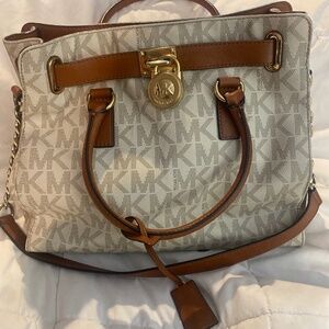 Michael Kors Shoulder Bag